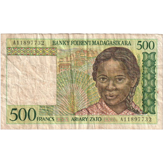 Madagascar,
 
 500 francos = 100 araras,
 
 FV (20-25)