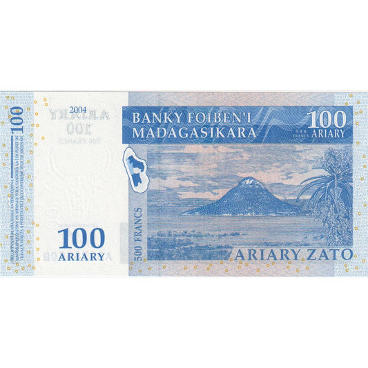Madagascar,

100 nueces,

2004