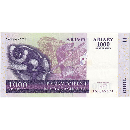 Madagascar,
 
 1000 araras,
 
 2004